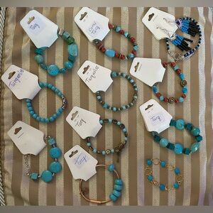 NEW - AT A GLANCE Turquoise bracelets